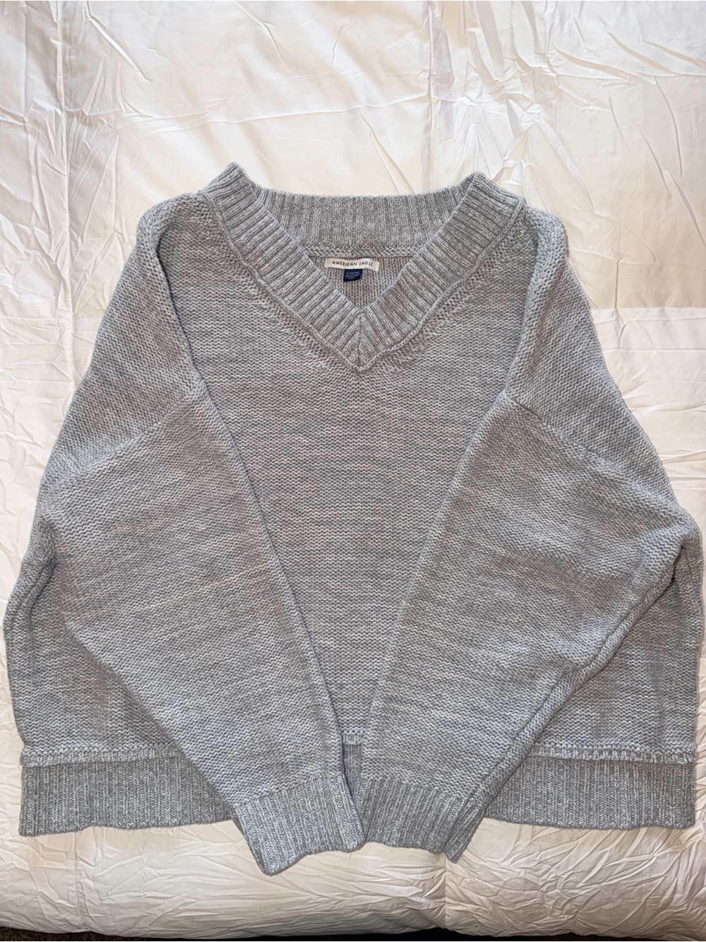 American Eagle Outfitters Women’s Oversized Light Gray V-Neck Sweater